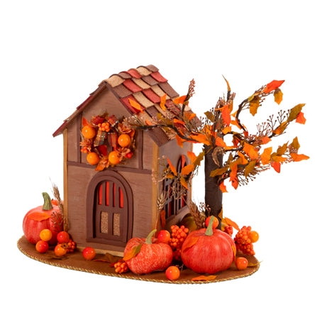 Casita Con Árbol Otoñal