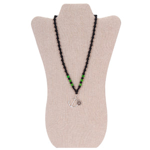 Collar Negro/Verde Con Dije Timón Y Ancla