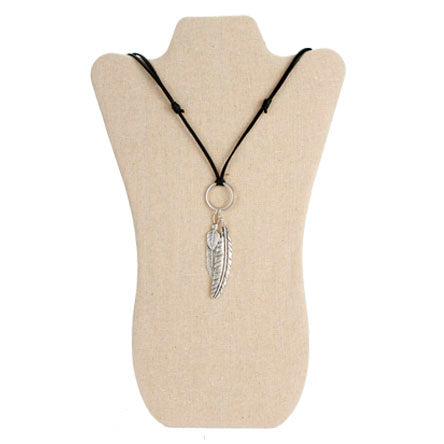 Collar De Cordón Imitación Piel Con Dijes Pluma