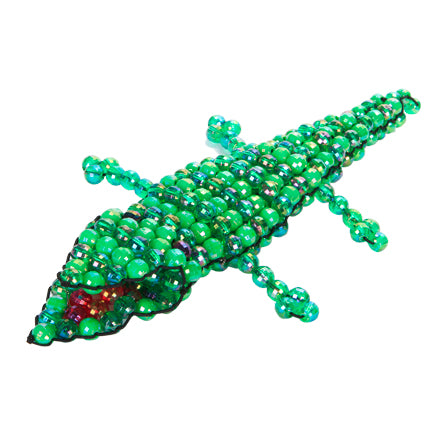 Cocodrilo De Cuenta Facetada Con La Boca Abierta