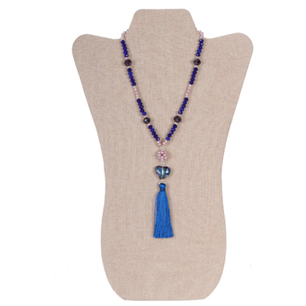 Collar Azul Con Corazón De Cristal  Y Borla